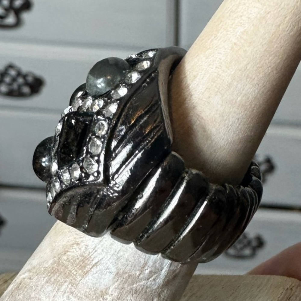 Stretch Statement Ring - Picture 5 of 8